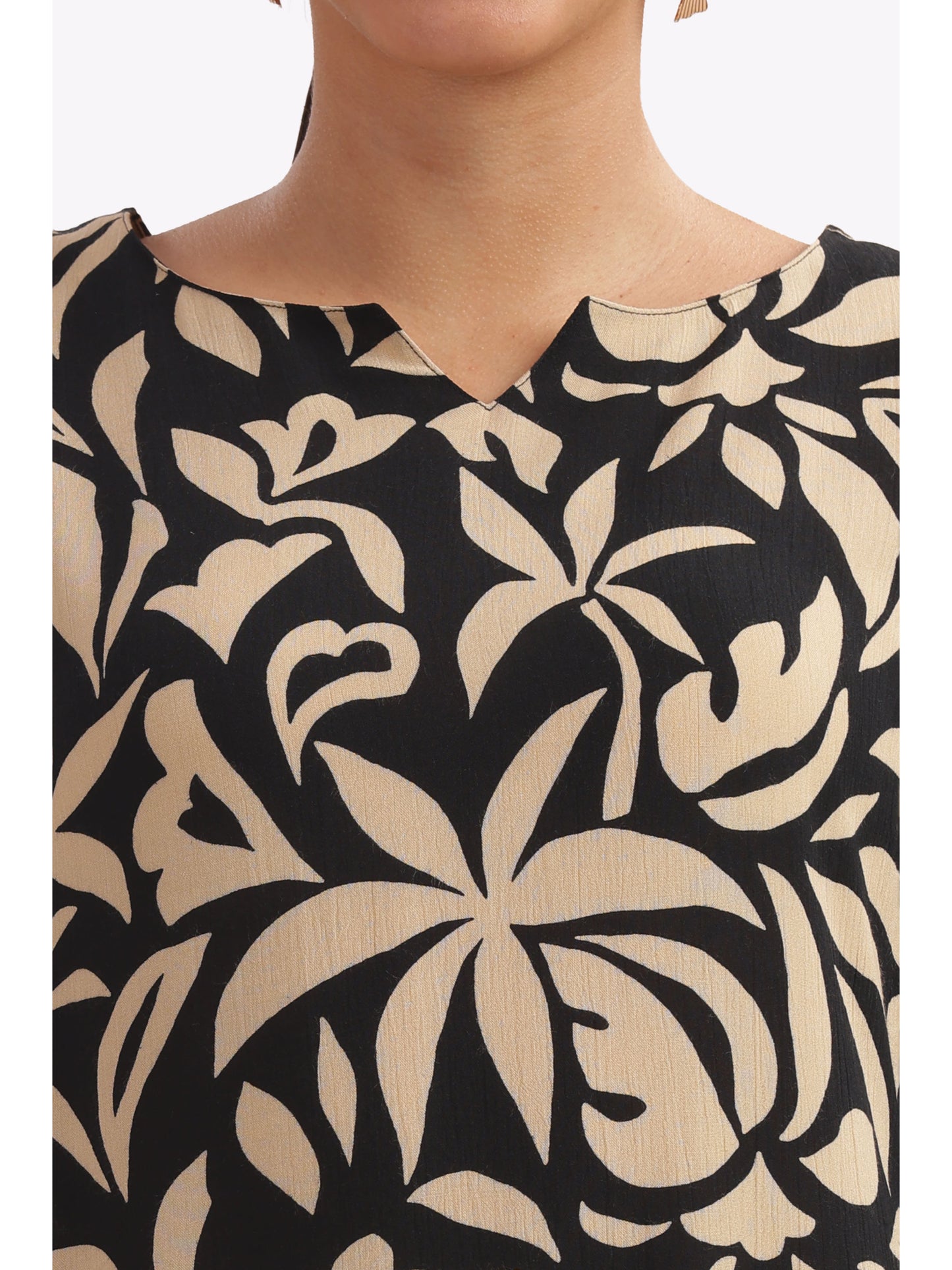 black and beige leaf-patterned punjabi co-ordset