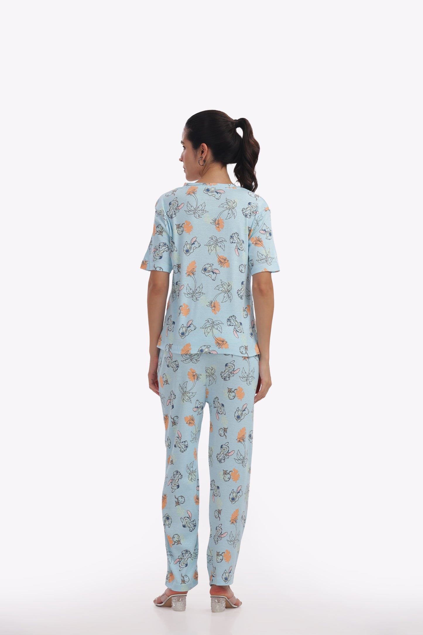 Lilo & Stitch-themed stretchable co-ordset