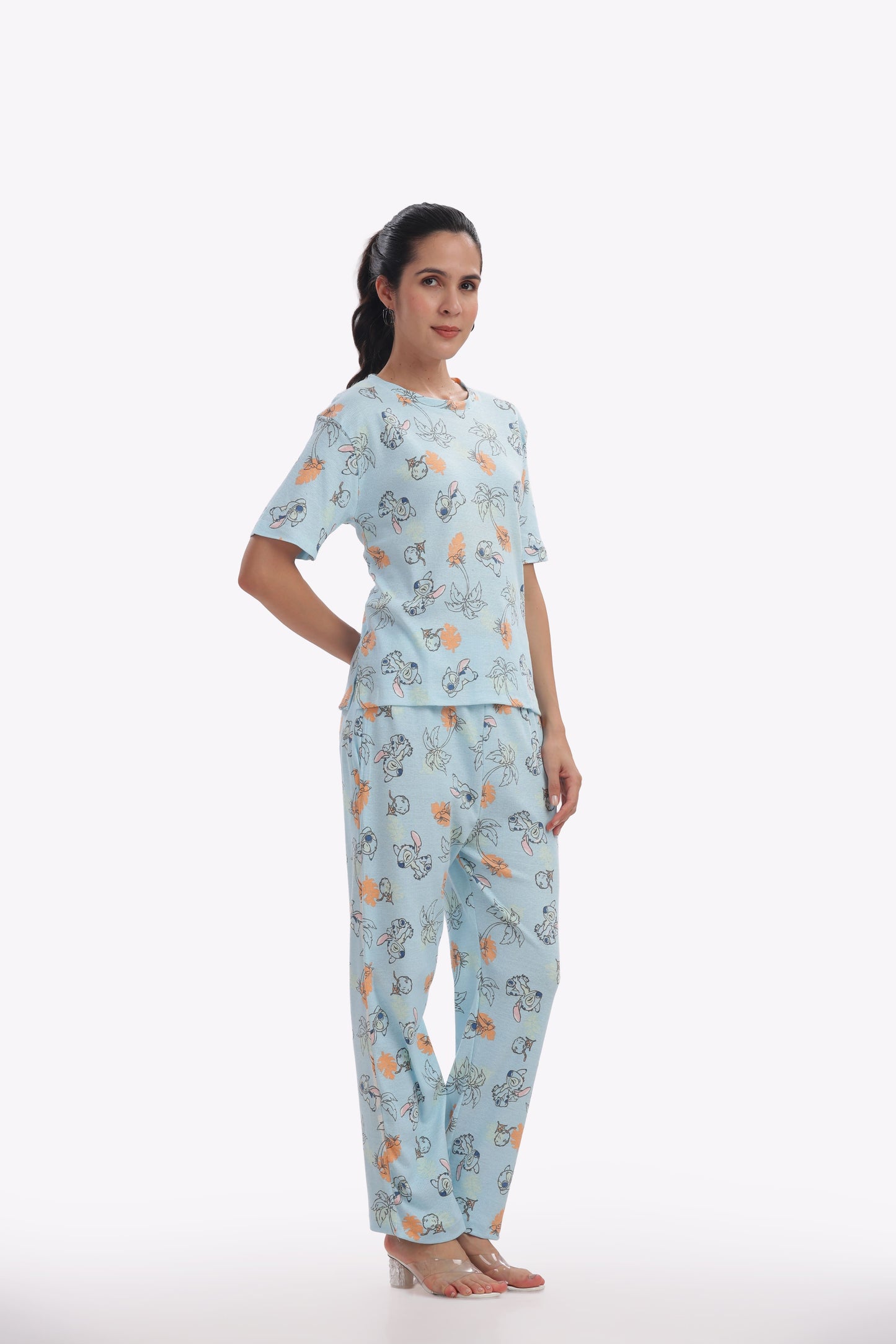 Lilo & Stitch-themed stretchable co-ordset