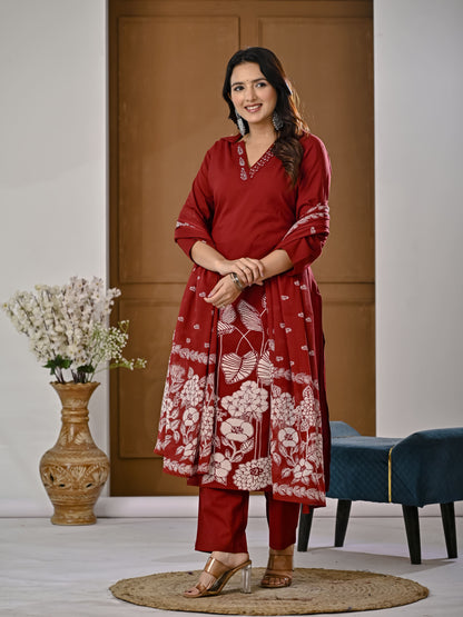 Maroon floral embroidery kurta set with Dupatta
