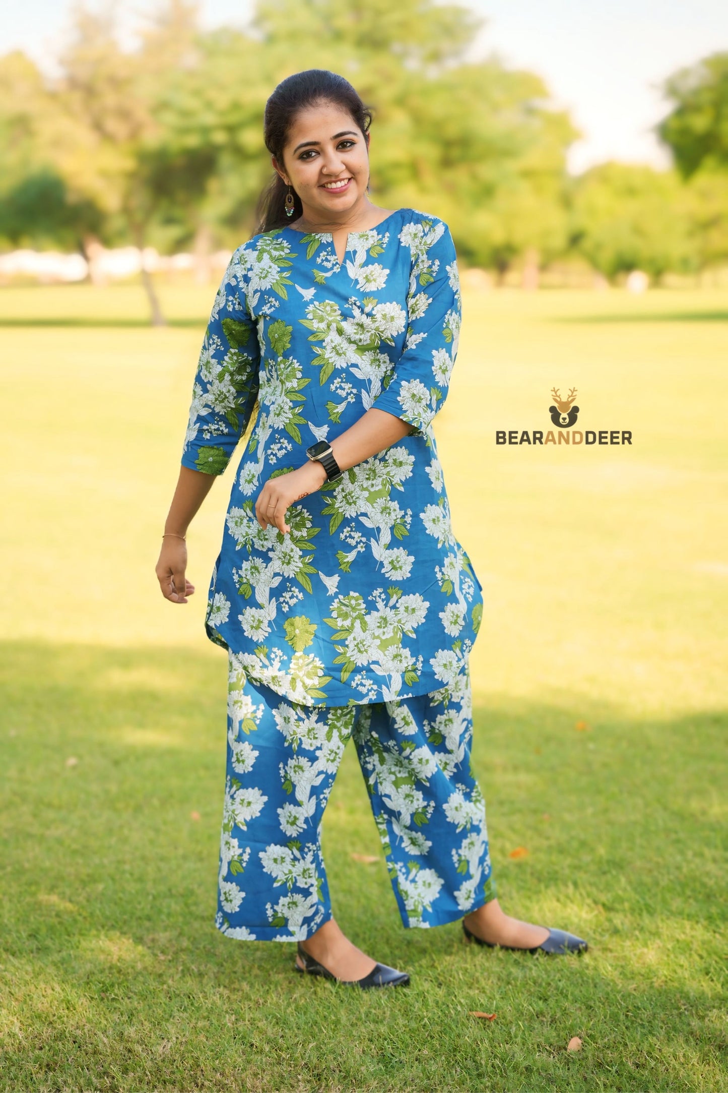 Pacific Blue Floral Rajasthani pyjamaset