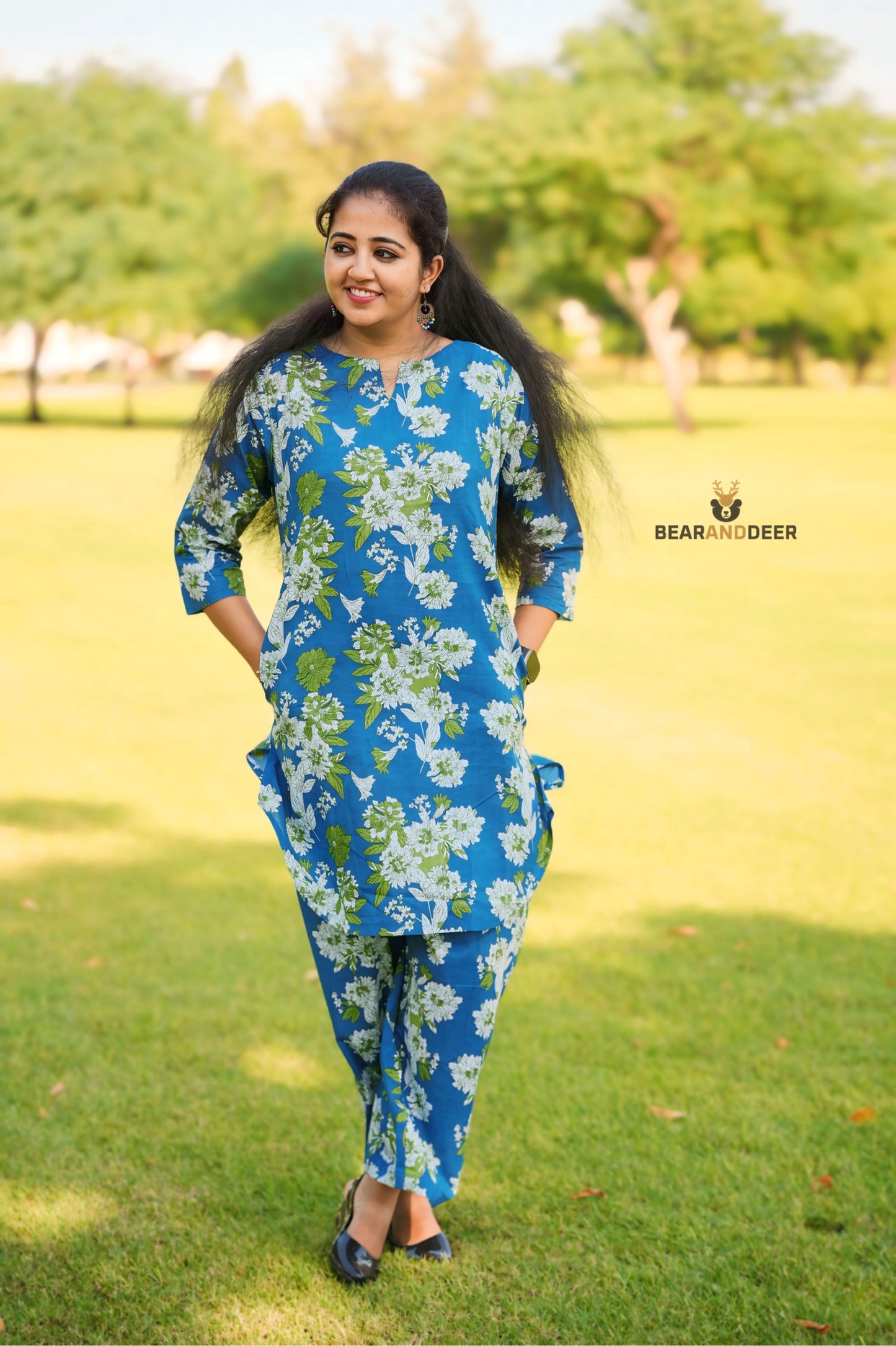 Pacific Blue Floral Rajasthani pyjamaset
